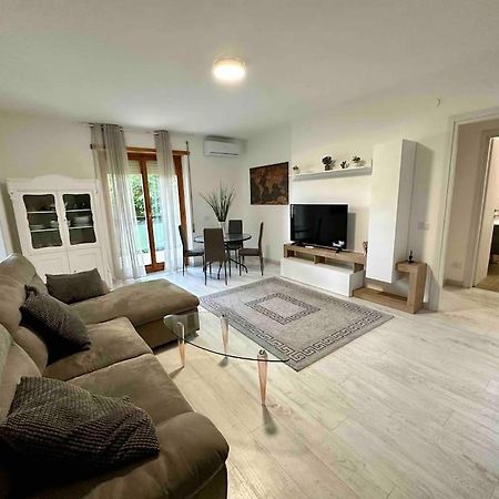 Appartamento Luminoso Domus Eur Рим Экстерьер фото