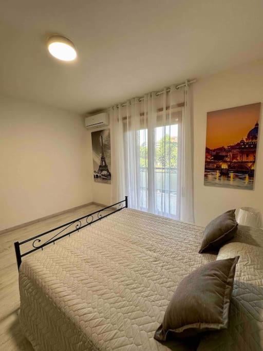 Appartamento Luminoso Domus Eur Рим Экстерьер фото